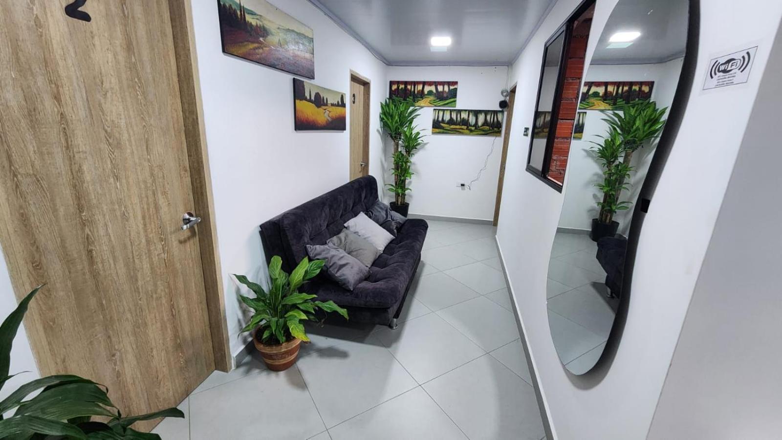 Hotel Medellin Calasanz Exteriör bild