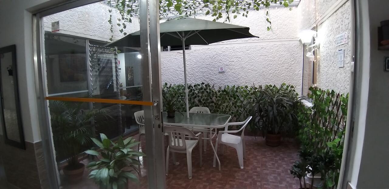 Hotel Medellin Calasanz Exteriör bild